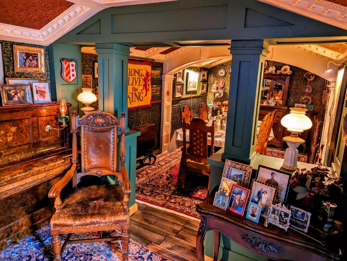 Sheddington Manor - 2 Bedroom Guest House & Cinema Belfast Buitenkant foto