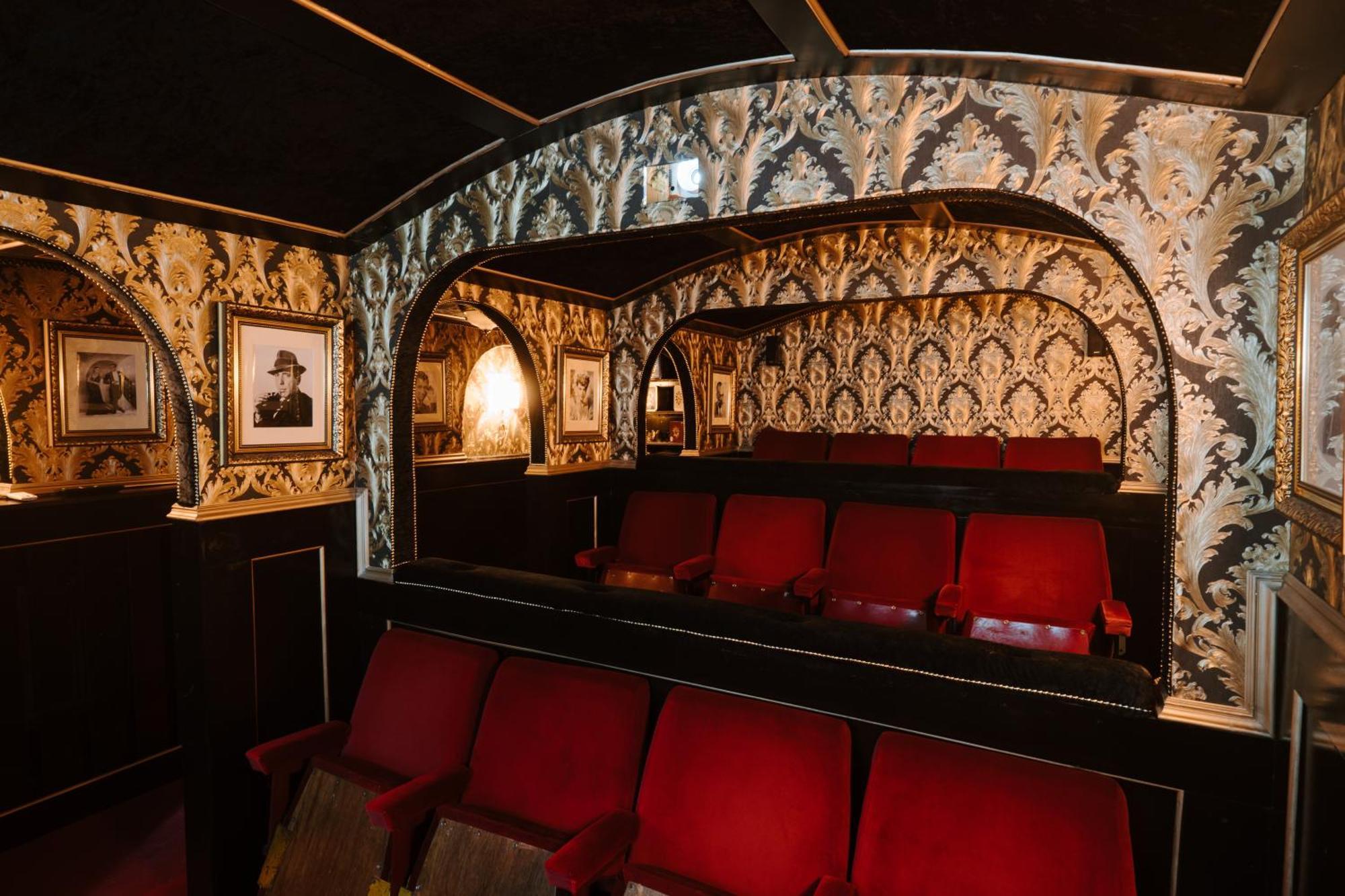 Sheddington Manor - 2 Bedroom Guest House & Cinema Belfast Buitenkant foto
