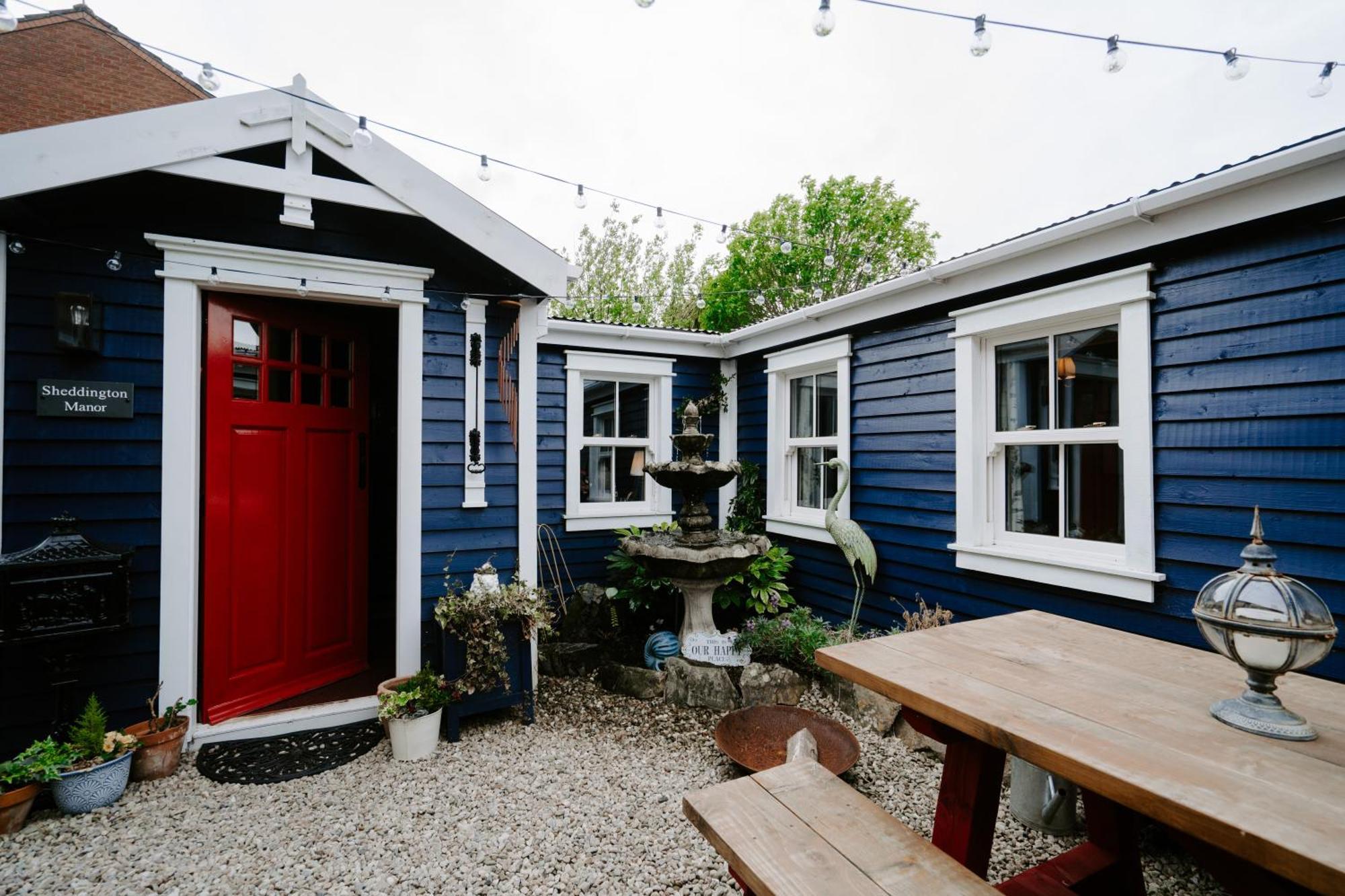 Sheddington Manor - 2 Bedroom Guest House & Cinema Belfast Buitenkant foto